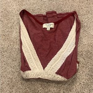 Abercrombie and Fitch V Neck long sleeved (large)